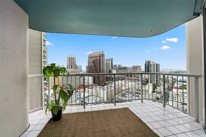 1212 Nuuanu Avenue #2402, Honolulu, HI 96817 - Photo 1