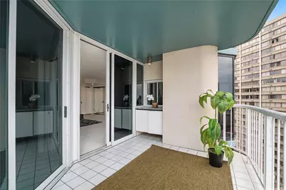 1212 Nuuanu Avenue #2402, Honolulu, HI 96817 - Photo 14