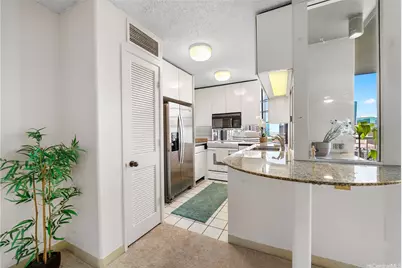 1212 Nuuanu Avenue #2402, Honolulu, HI 96817 - Photo 6