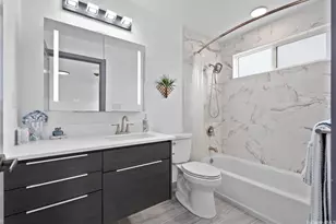 315 Hanakoa St, Honolulu, HI 96825 - Photo 16