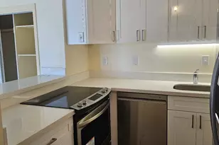 430 Keoniana St, Honolulu, HI 96815 - Photo 6