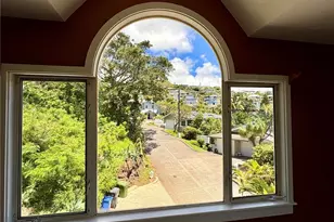 125 Maunalanikai Pl, Honolulu, HI 96816 - Photo 12