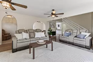 95-683 Alohilani St, Mililani, HI 96789 - Photo 2