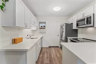 98-920 B Noelani St, Pearl City, HI 96782 - Photo 10