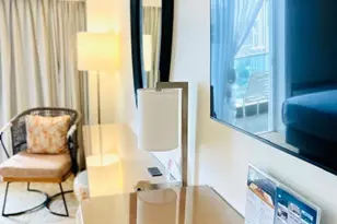 410 Atkinson Dr, Honolulu, HI 96814 - Photo 8