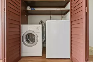 1320 Alexander St, Honolulu, HI 96826 - Photo 16