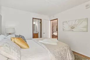 1320 Alexander St, Honolulu, HI 96826 - Photo 10