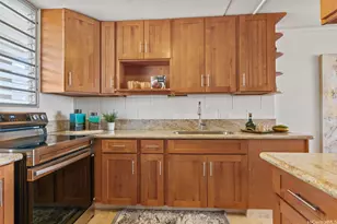 1320 Alexander St, Honolulu, HI 96826 - Photo 4