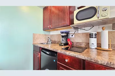 2425 Kuhio Avenue #1001, Honolulu, HI 96815 - Photo 12