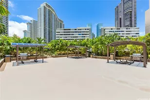 411 Hobron Ln, Honolulu, HI 96815 - Photo 24