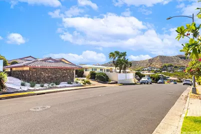 4316 Papu Circle, Honolulu, HI 96816 - Photo 2