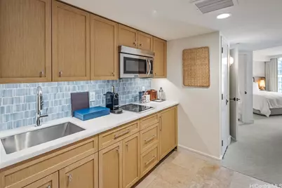223 Saratoga Road #2018, Honolulu, HI 96815 - Photo 2
