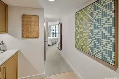 223 Saratoga Road #2018, Honolulu, HI 96815 - Photo 4