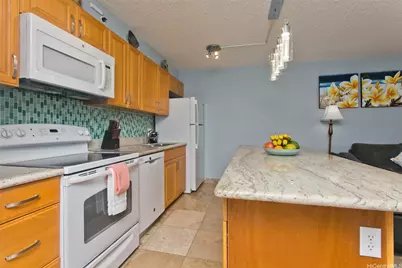 201 Ohua Avenue #2107 Mauka Tower II, Honolulu, HI 96815 - Photo 8