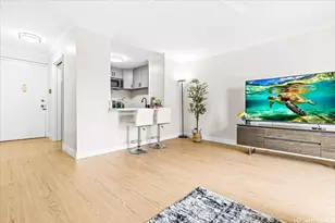 731 Amana St, Honolulu, HI 96814 - Photo 2