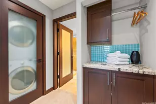 88 Piikoi St, Honolulu, HI 96814 - Photo 16