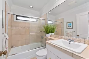 7821 Makaaoa Pl, Honolulu, HI 96825 - Photo 14