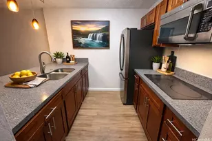 98-500 Koauka Loop, Aiea, HI 96701 - Photo 12