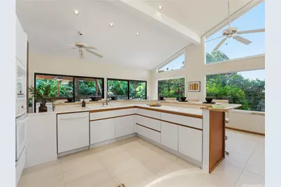 367 Mamaki Street, Honolulu, HI 96821 - Photo 6