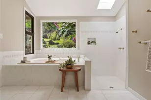 367 Mamaki St, Honolulu, HI 96821 - Photo 16