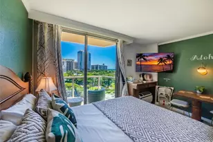 2045 Kalakaua Ave, Honolulu, HI 96815 - Photo 1