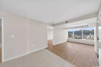1009 Kapiolani Boulevard #4211, Honolulu, HI 96814 - Photo 4