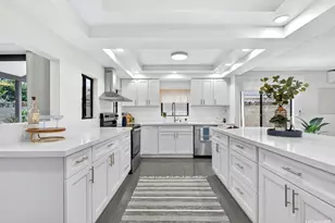 7539 Huialoha St, Honolulu, HI 96825 - Photo 2