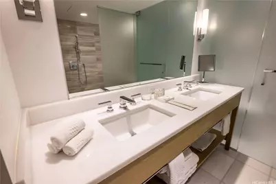 383 Kalaimoku Street #1615, Honolulu, HI 96815 - Photo 18