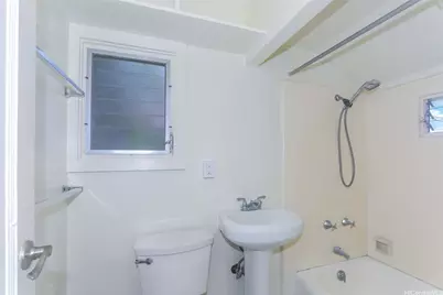 2534 E Manoa Road #B, Honolulu, HI 96822 - Photo 10