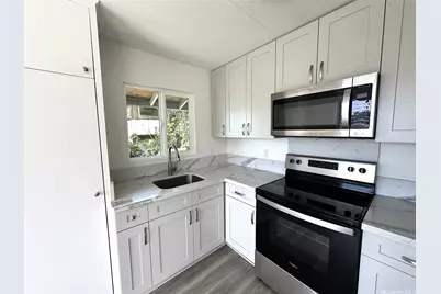 2454 Waolani Avenue #A, Honolulu, HI 96817 - Photo 12