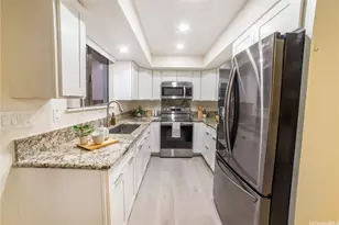 98-1704 Kaahumanu St, Pearl City, HI 96782 - Photo 6