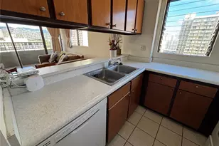 2240 Kuhio Ave, Honolulu, HI 96815 - Photo 8