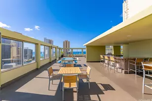 2452 Tusitala St, Honolulu, HI 96815 - Photo 8