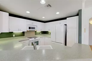 7018 Hawaii Kai Dr, Honolulu, HI 96825 - Photo 4