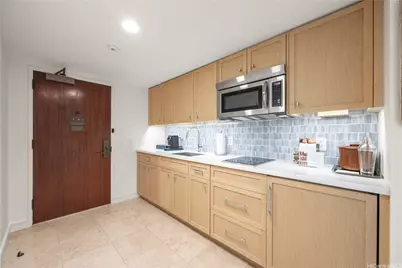 223 Saratoga Roads #807, Honolulu, HI 96815 - Photo 16