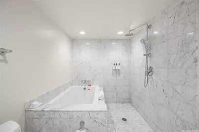 223 Saratoga Roads #807, Honolulu, HI 96815 - Photo 18