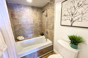 1650 Ala Moana Blvd, Honolulu, HI 96815 - Photo 20