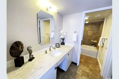 1650 Ala Moana Boulevard #3405, Honolulu, HI 96815 - Photo 16