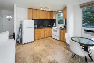 240 Liliuokalani Ave, Honolulu, HI 96815 - Photo 2
