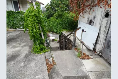 1684 Kamamalu Avenue #cottage, Honolulu, HI 96813 - Photo 12