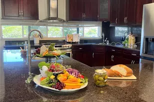 4562 Malia St, Honolulu, HI 96821 - Photo 10