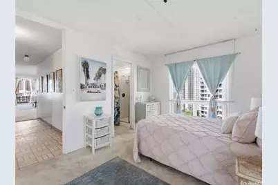 469 Ena Road #1901, Honolulu, HI 96815 - Photo 14