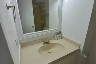 445 Seaside Ave, Honolulu, HI 96815 - Photo 12