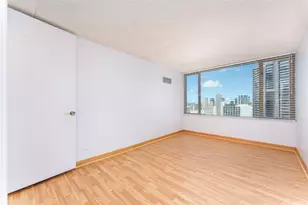 411 Hobron Ln, Honolulu, HI 96815 - Photo 14
