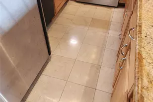 411 Hobron Ln, Honolulu, HI 96815 - Photo 4