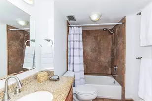 521 Hahaione St, Honolulu, HI 96825 - Photo 14
