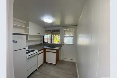 45-735 Kamehameha Highway #A, Kaneohe, HI 96744 - Photo 4
