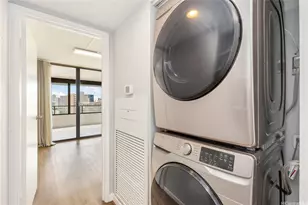 583 Kamoku St, Honolulu, HI 96826 - Photo 10