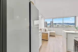 2211 Ala Wai Blvd, Honolulu, HI 96815 - Photo 22