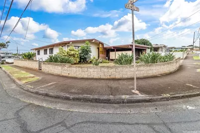 1404 Kaumoli Street, Pearl City, HI 96782 - Photo 4
